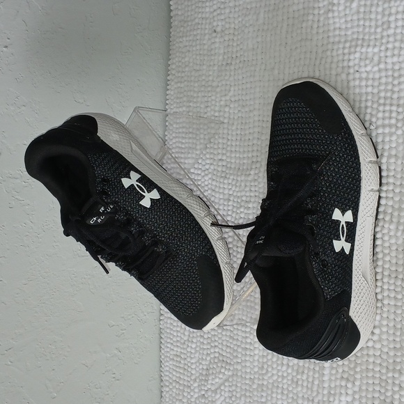 Under Armour Charged Rogue 2.5 Athletic Sneakers - Picture 13 of 13